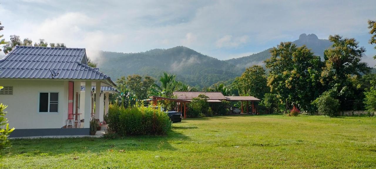 Villa Pimpisa Garden พิมพิศา การ์เด้นท์ Khuang Kom Exterior foto